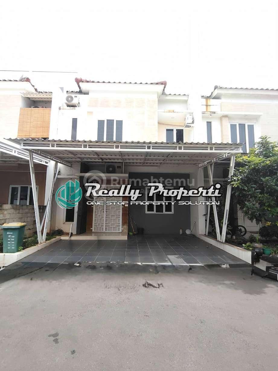 Disewakan Rumah 2 Lt Semi Furnished Dalam Cluster di Jatibening Baru Pondok Gede Bekasi