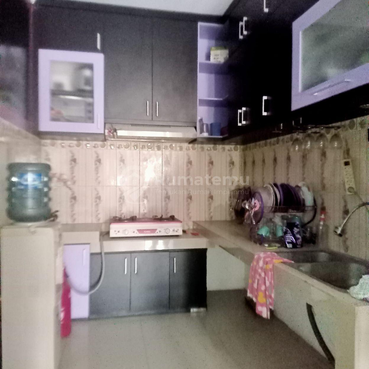 Rumah 3 Lantai dijual di Bekasi Timur turun harga