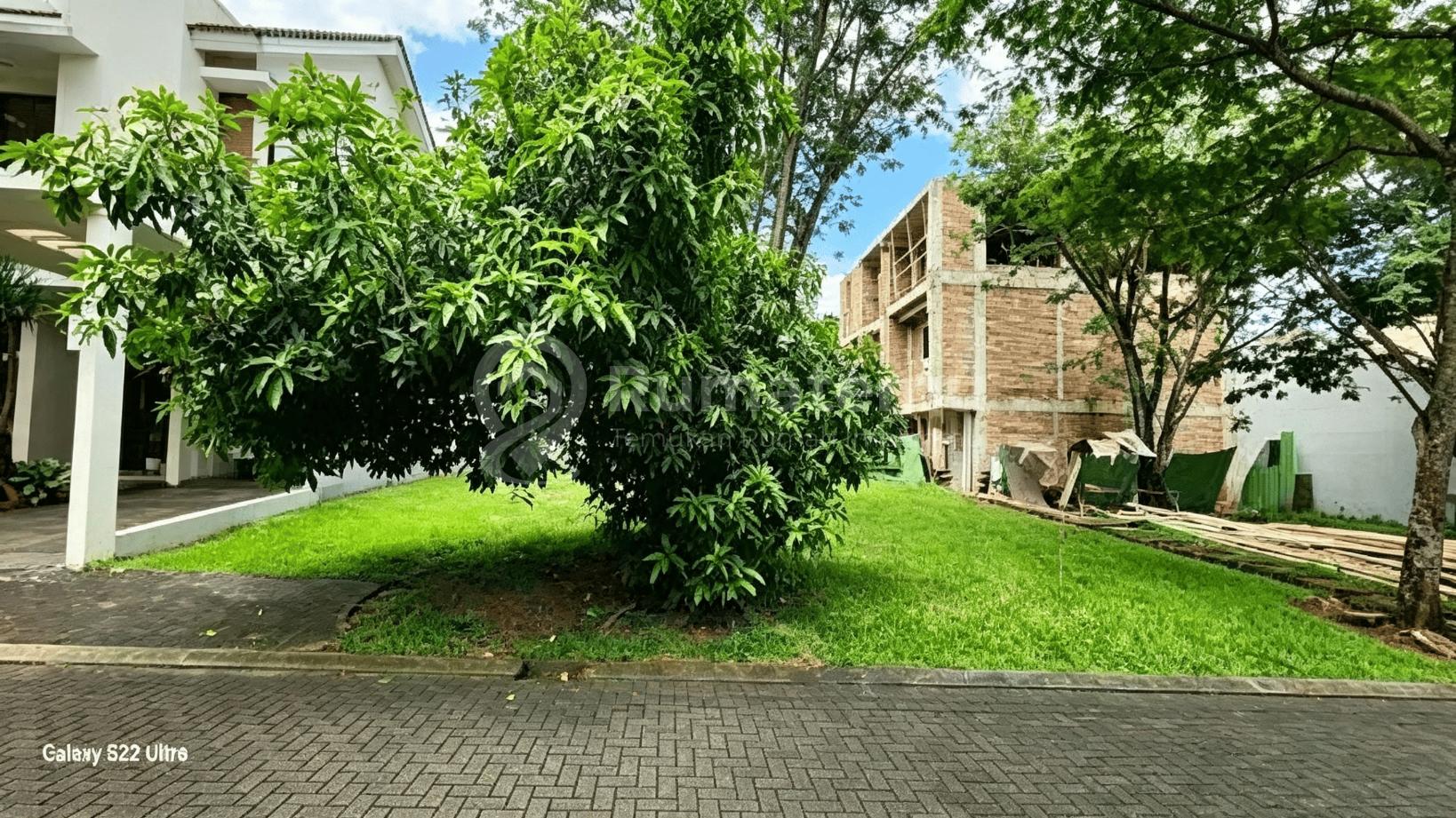 Dijual Kavling Hoek Taman, dalam Cluster di Foresta BSD City