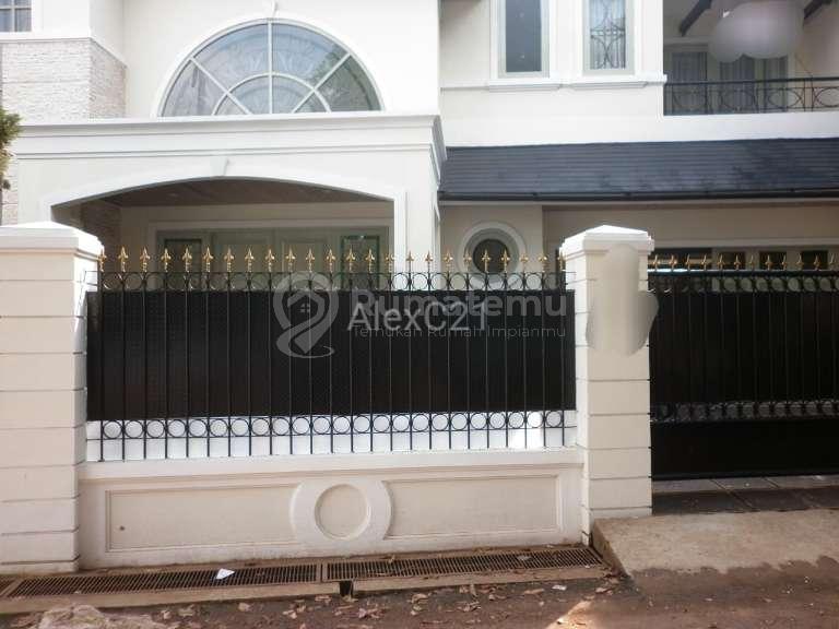 Disewakan Rumah Swimming Pool di Kemang, Mampang Prapatan, Bangka, Jakarta