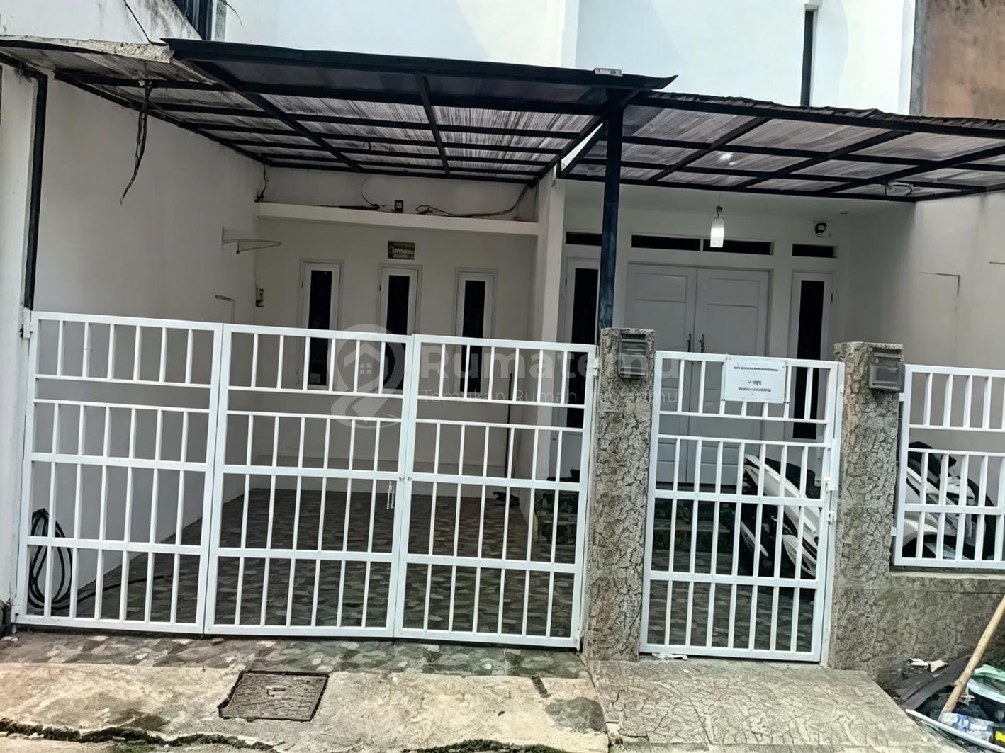 Rumah Secondary Siap Huni Dalam Cluster