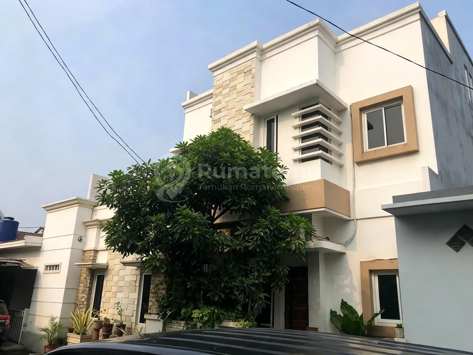 Dijual Rumah Lokasi Strategis Siap Huni di Duta Bintaro, Tangerang