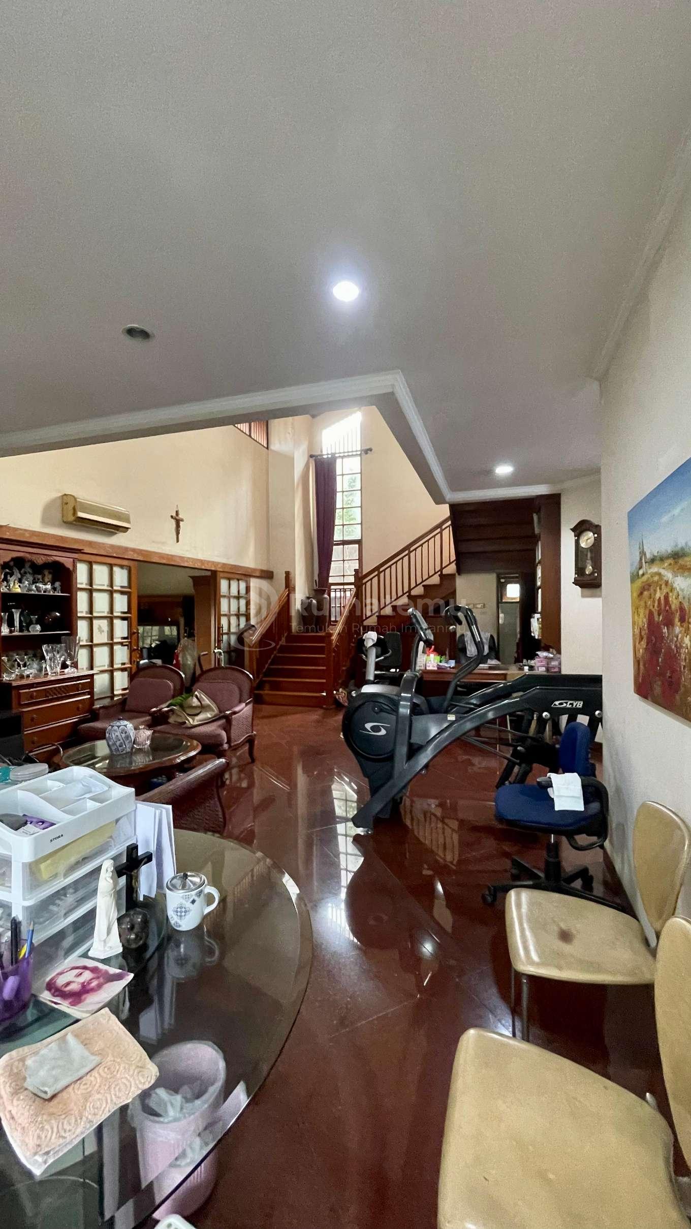 Dijual Rumah di Sunrise Garden, Jakarta Barat