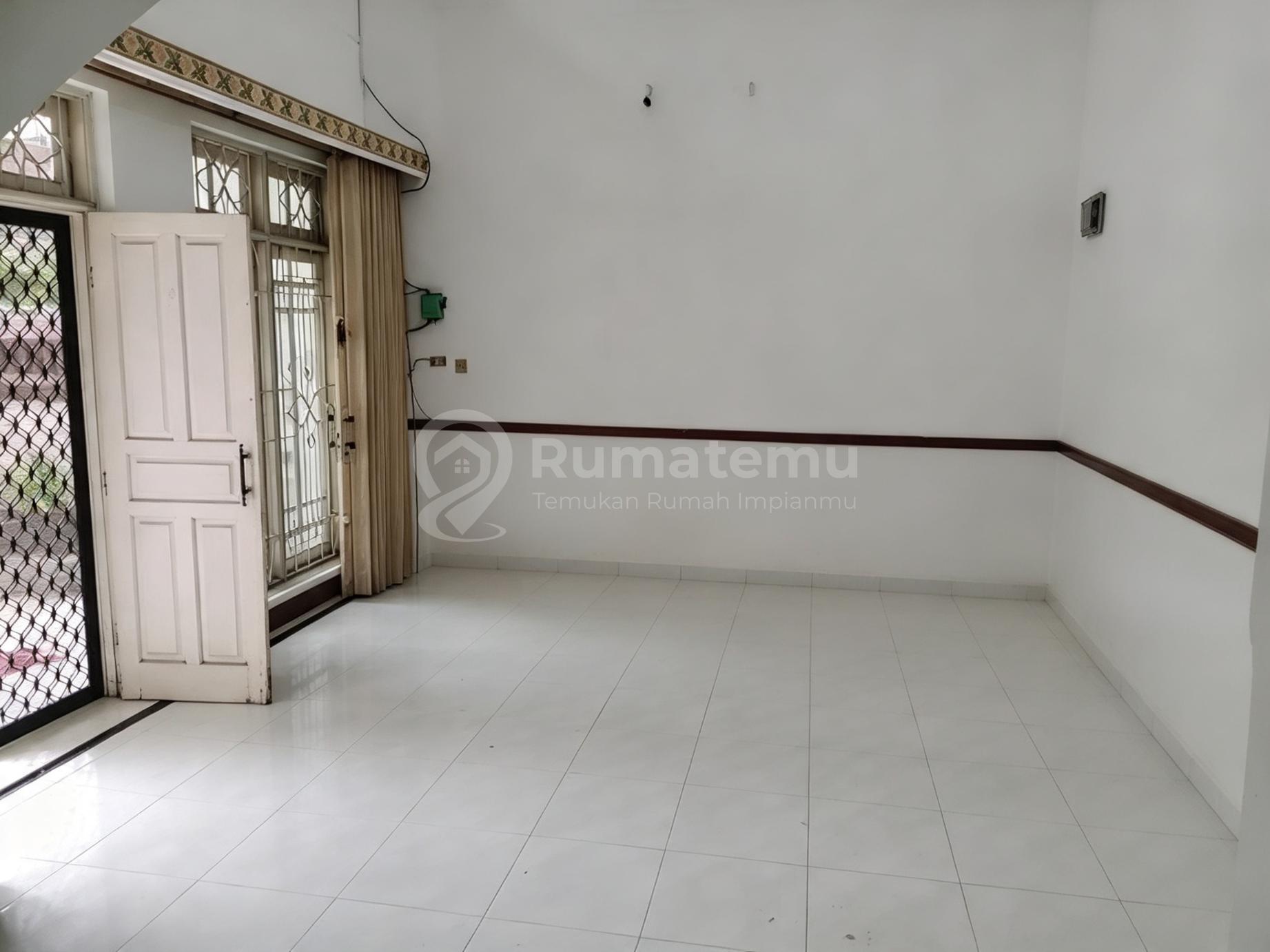 Disewakan Rumah Muara Karang Semifurnish Kondisi Layak Huni