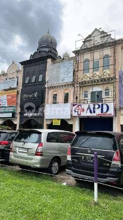 Ruko Odessa Gading Serpong Boulevard! Dekat Mall Sms Luas 300M² SHM, Jual 7.2M / Sewa 168Jt!