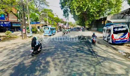 Turun Harga Jual di Bawah Pasaran Gudang Ruang Usaha di Pinggir Jalan Raya Moh Toha Pasar Baru Tangerang