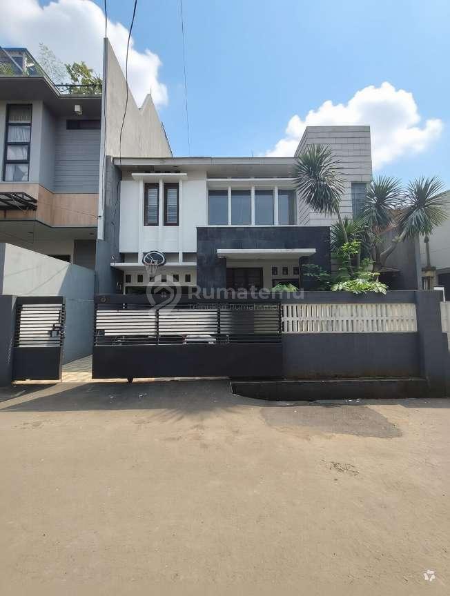 Dijual rumah Secondary Dalam komplek Di Condet Jakarta y