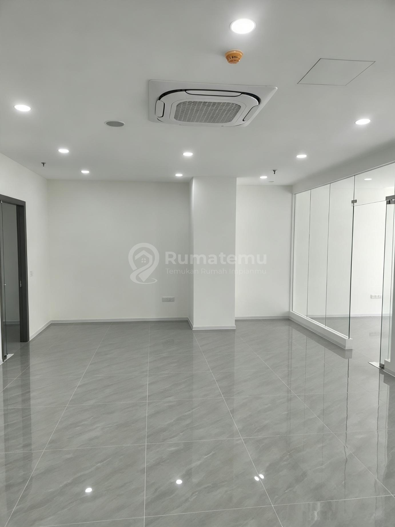 Disewakan Kantor Landmark Pluit Jakarta Utara - Lokasi Strategis Prestisius Strategis Siap Pakai Ruang Office