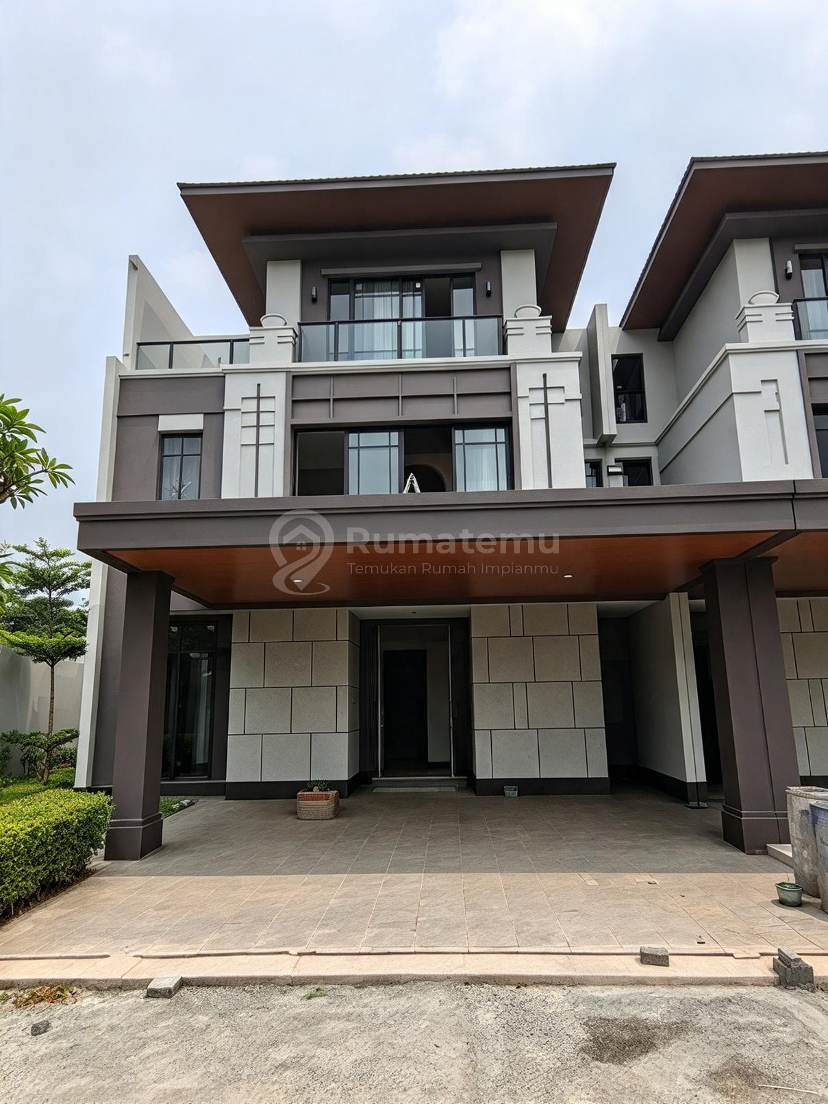 Dijual Rumah 3 Lantai Dekat Pusat Kuliner Ruko Aniva & Tol Serbaraja BSD