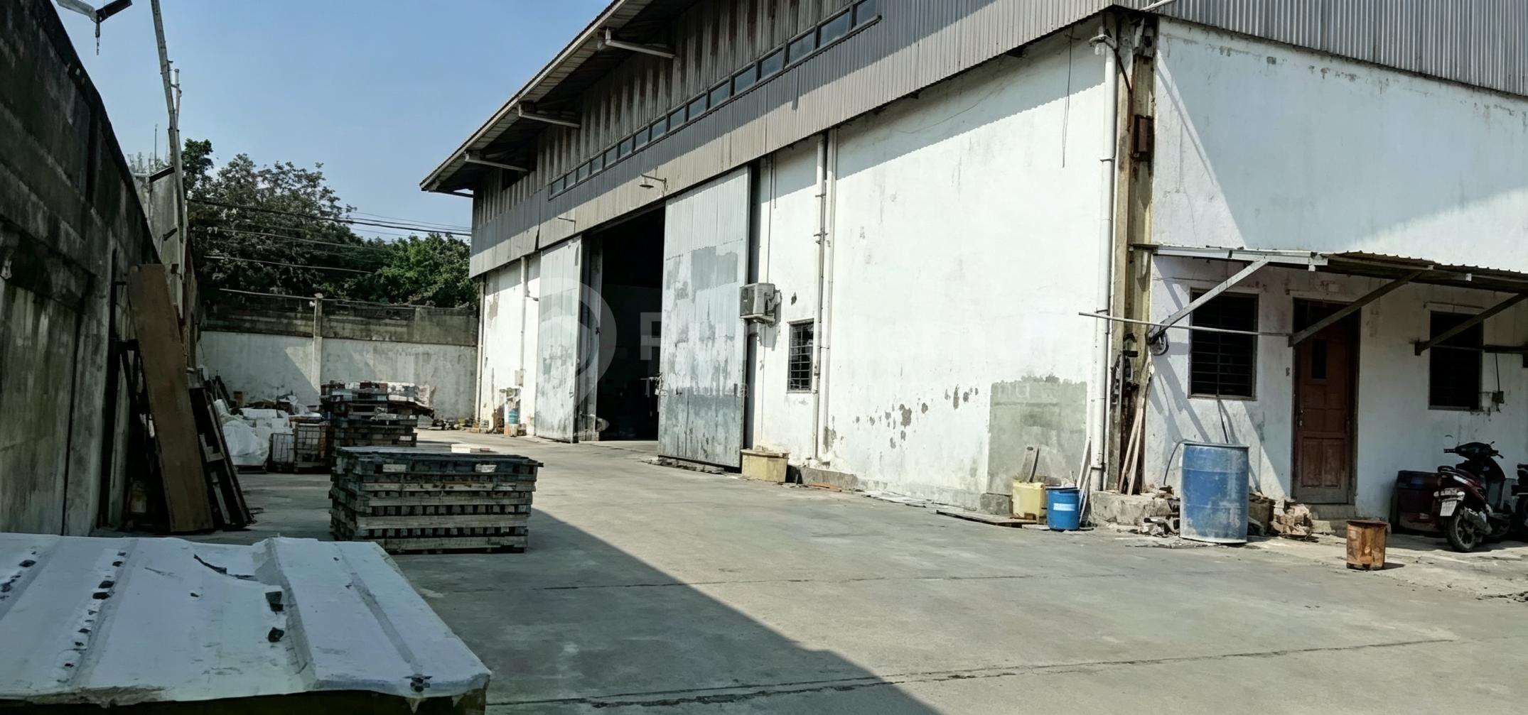 Gudang di Raya Daan Mogot Km. 19,8, Tangerang 2.920m2 Bagus SHM
