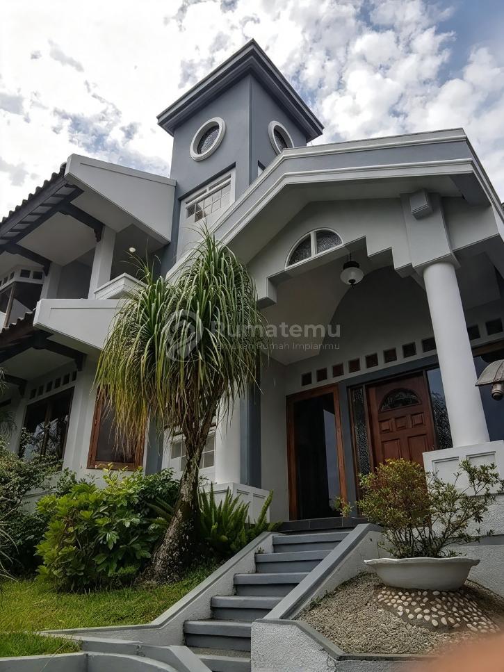 Dijual Cepat Rumah Mewah 2 Lantai 4 KT Asri Terusan Sari Asih Gerlong Bandung