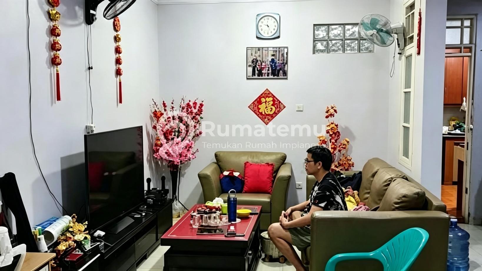 Dijual Rumah 2 Lantai SHM @Taman Palem Lestari, Jakarta Barat