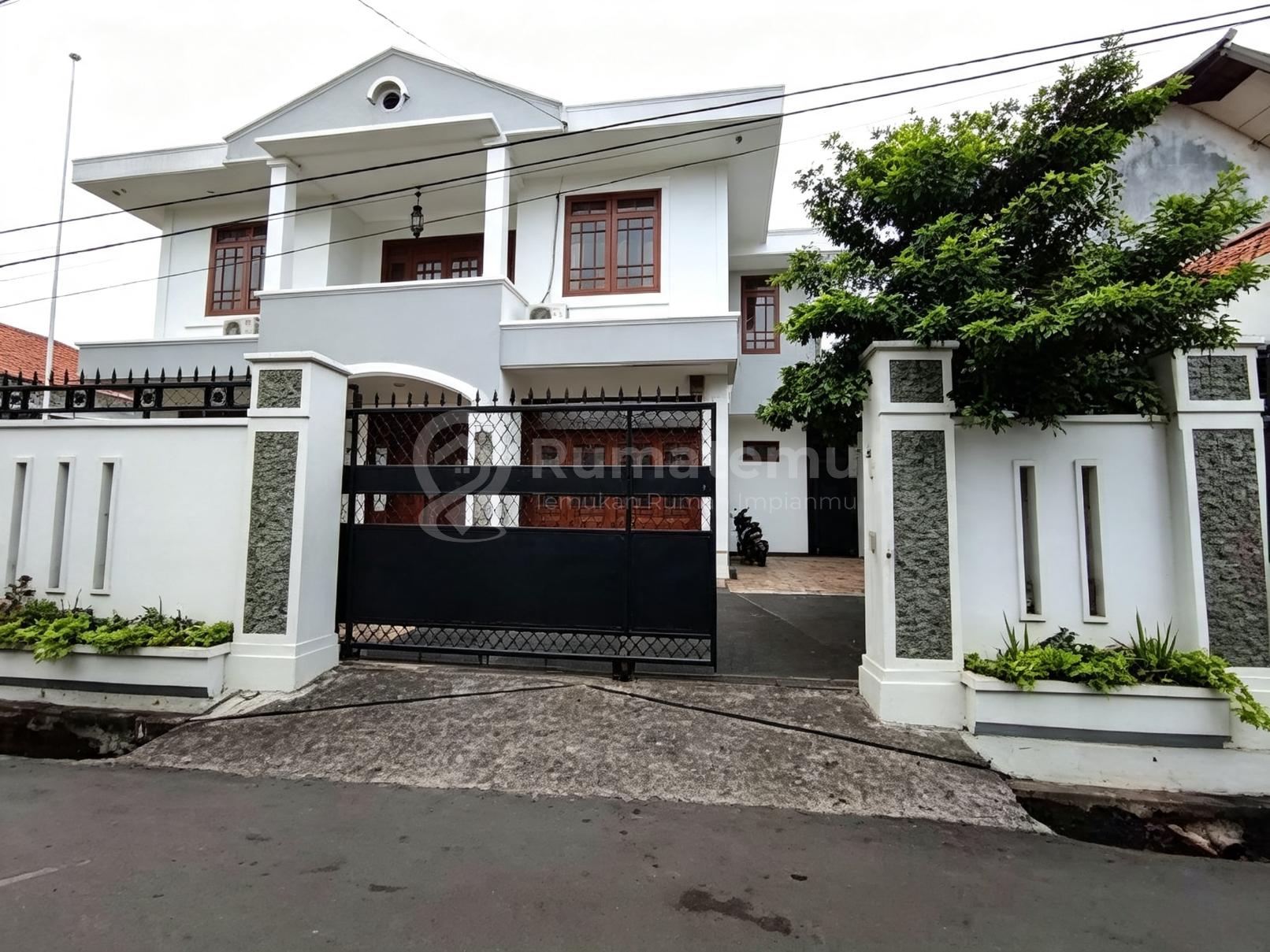 Jual Rumah diBawah Pasaran di Area Cidodol, Sukabumi Selatan, Kebon Jeruk, Jakarta Barat