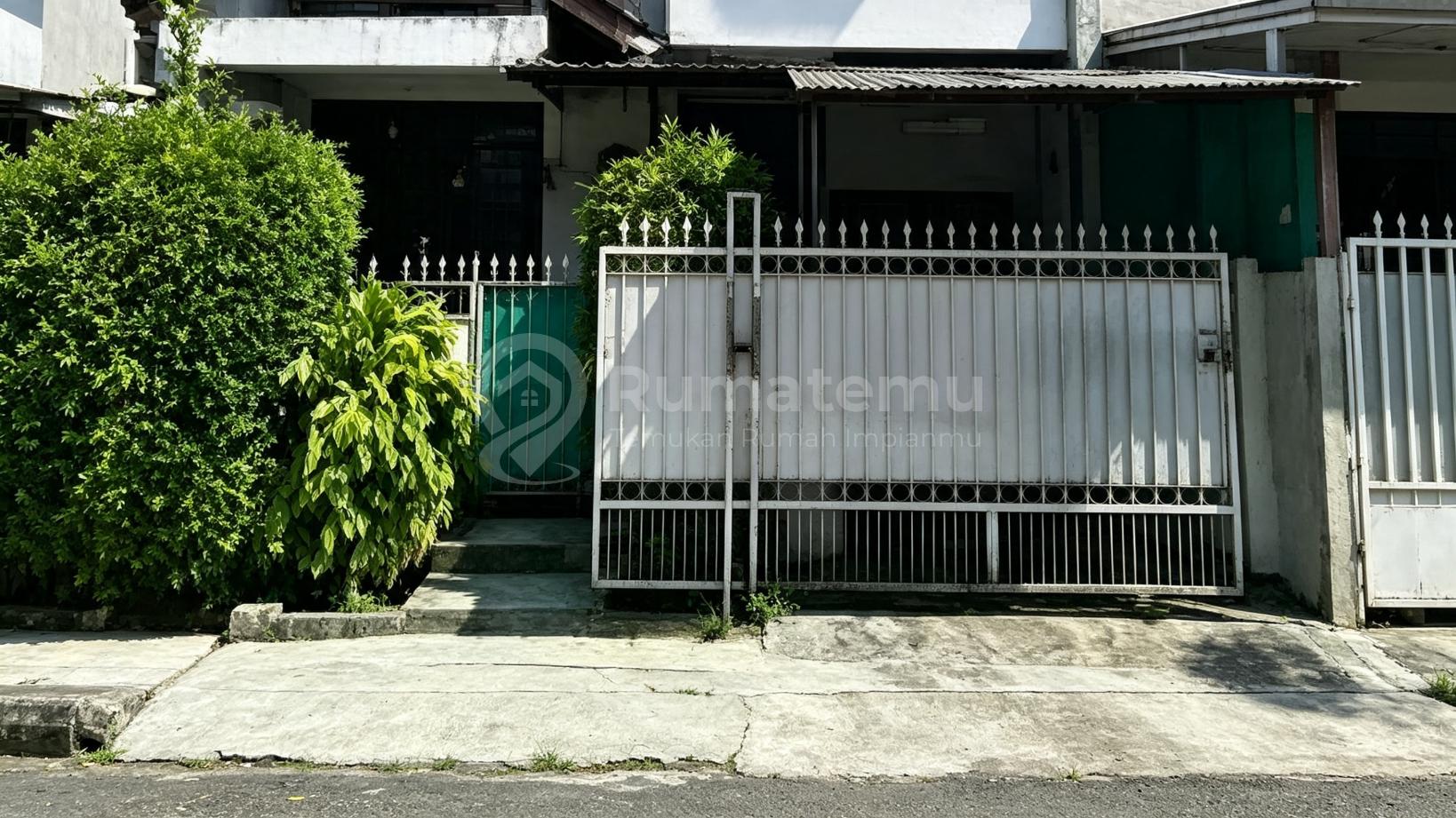 Di Jual Rumah 2 Lantai Aset Bank di Jl. Kembangan Baru , Kembangan Selatan,Kembangan, Jakbar.