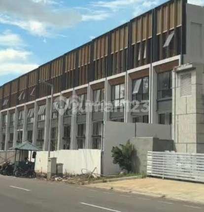 Ruko Baru Pinggir Jalan, Ruko 4 Lantai,Gading Serpong, Free Parkir