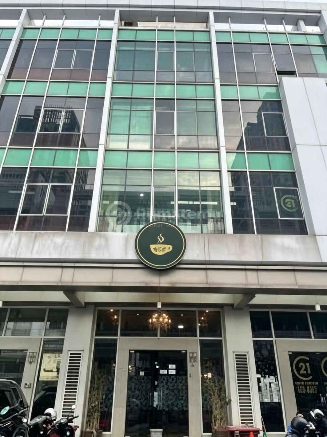 Dijual Ruko Kensington Semi Furnish Kelapa Gading Jakarta Utara.