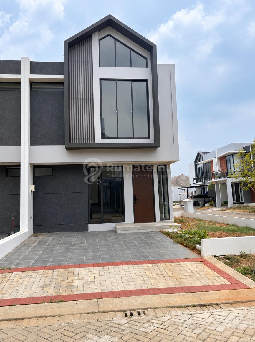 Disewakan Rumah di Kebayoran Bintaro, Siap Huni dengan Kitchen Set dan Kanopi