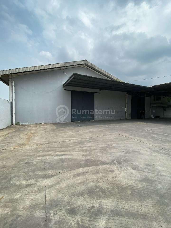 Sewa Gudang Lokasi Strategis Cocok Untuk Tempat Produksi di Kapuk Kamal Raya, Kamal Muara. Penjaringan