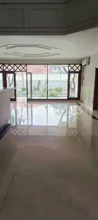 Disewakan Rumah Besar Siap Huni Di Kemang Jakarta Selatan