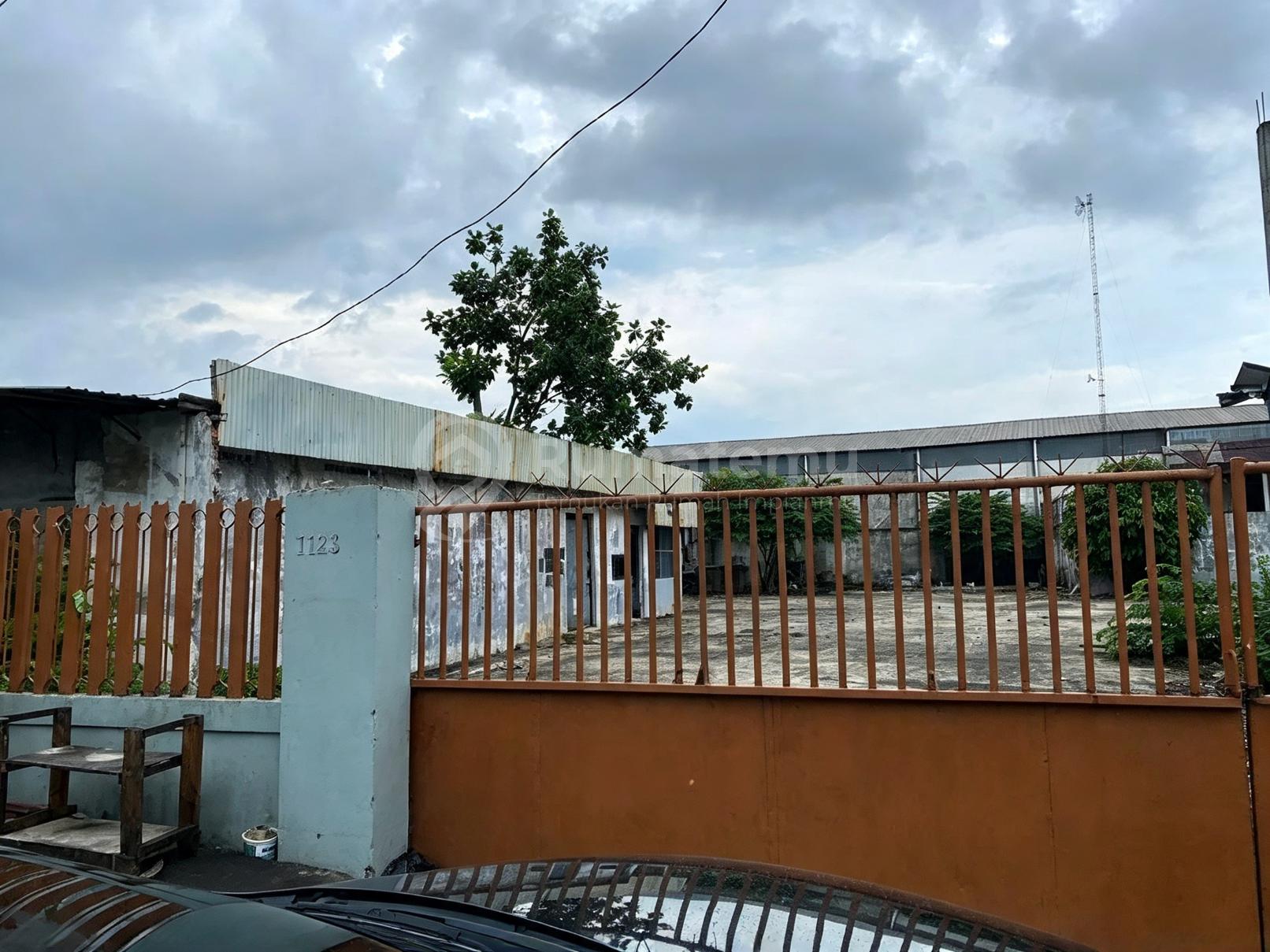 Dijual Tanah Komersil Pinggir Jalan Raya Yos Sudarso Sungai Bambu Jakut, Zona komersil bs u bangun 8tk 