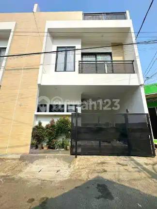 Rumah Modern Non Cluster Siap Huni di Kalibata