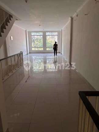 Dijual Ruko Greenlake Hadap Jalan Raya