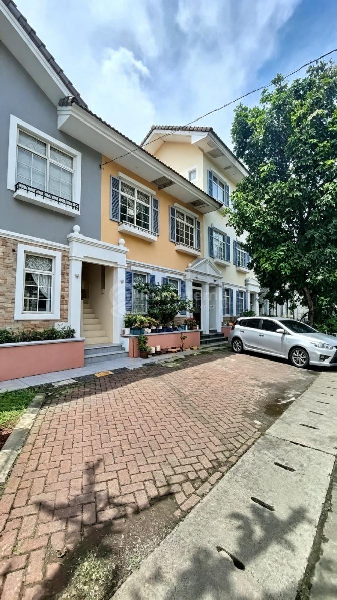 Di Jual Townhouse Taman Ayu Lippo Karawaci Siap Huni