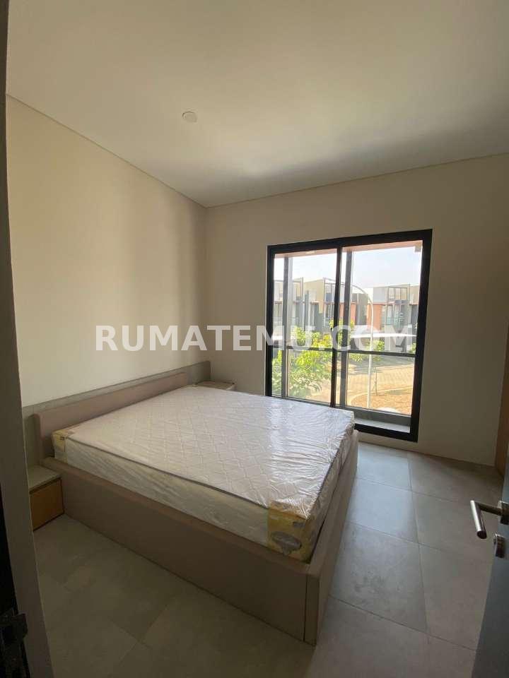 Rumah Cluster Myza Breezy BSD