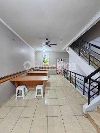 Ruko Glaze, Pinggir Jalan, Ruko 3 Lantai, Gading Serpong