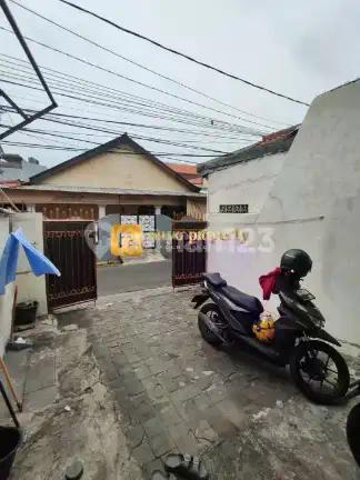 Rumah Siap Huni Cocok untuk Kost bisa KPR di Saharjo Tebet