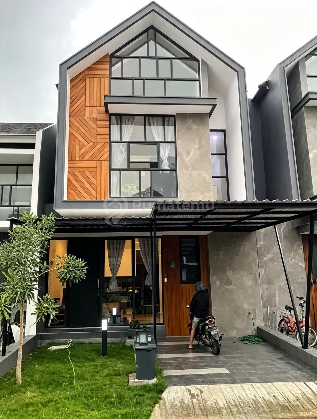 DIJUAL RUMAH GOLDEN PARK 3 SERPONG,2 KT 68 M2,CISAUK TANGERANG