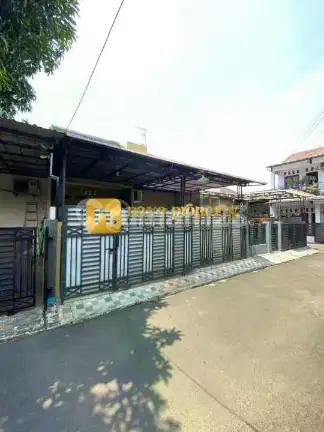 Rumah Bagus Semi Cluster Strategis Bebas Banjir di Bintara Bekasi