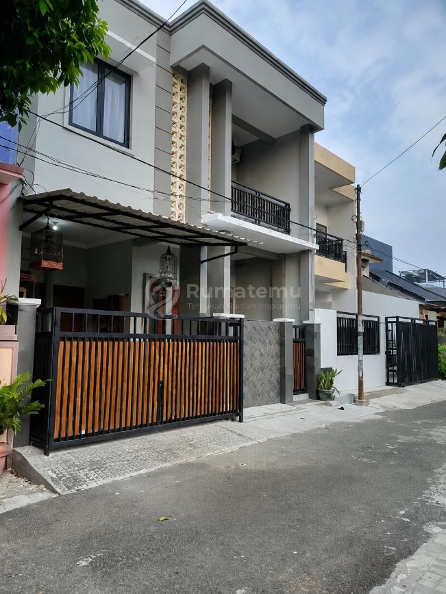 Rumah 2 Lantai Cantik Siap Huni Strategis Griyaloka Bsd