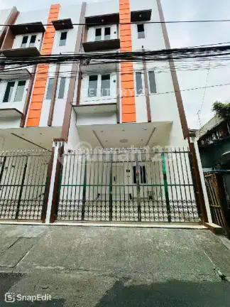 Rumah Brand New Dekat Rscm dan Bpommardani Raya
