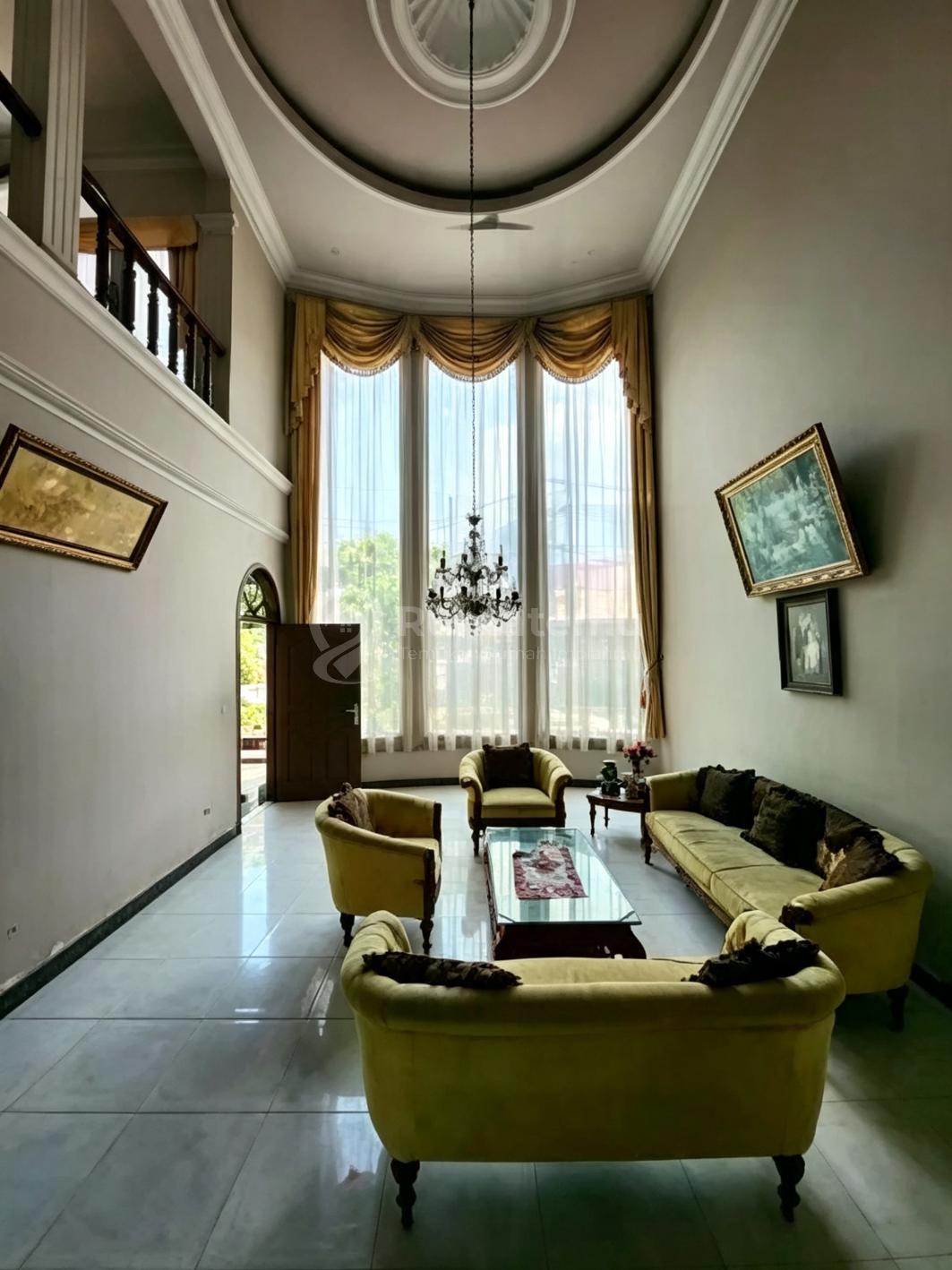 Rumah Second Bagus Di Utan Kayu Jakarta Timur