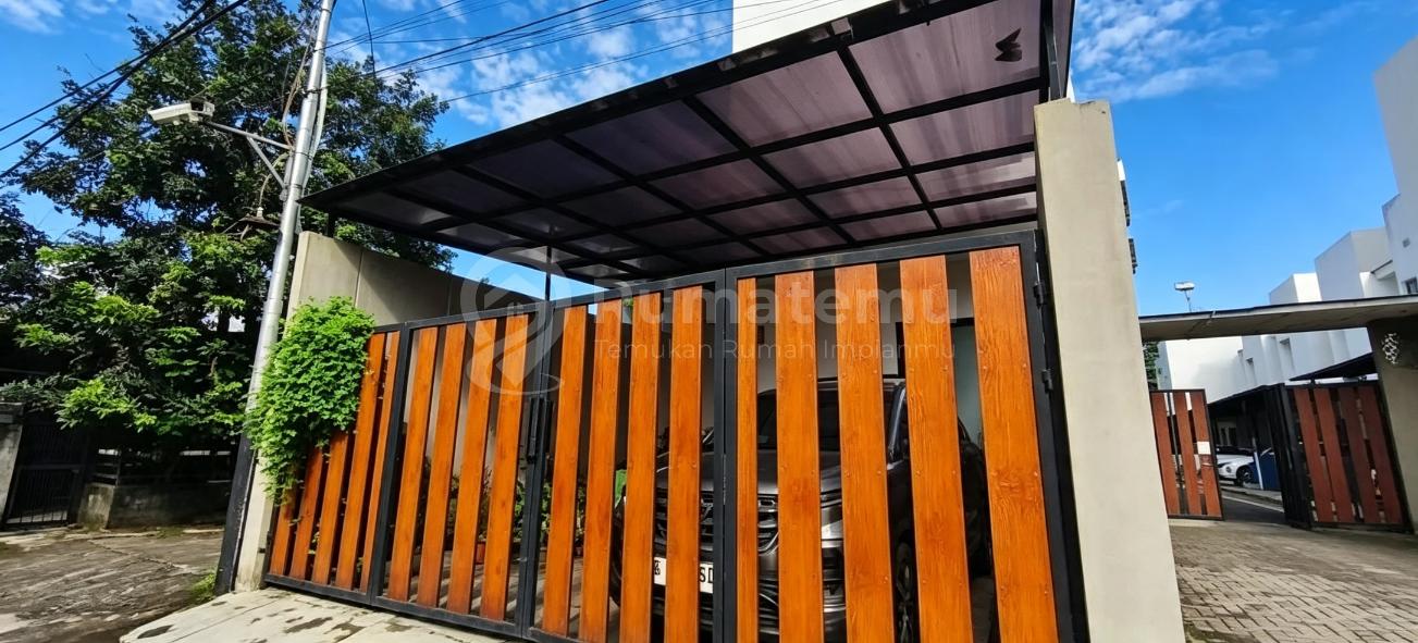 Dijual Rumah lokasi Strategis Harga Menarik di Jurangmangu 