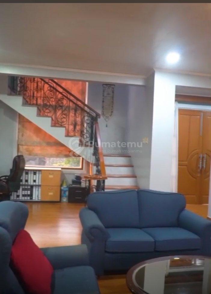 Dijual Cepat Rumah Luxury 2Lt Siap Huni di Villa Dago Pamulang