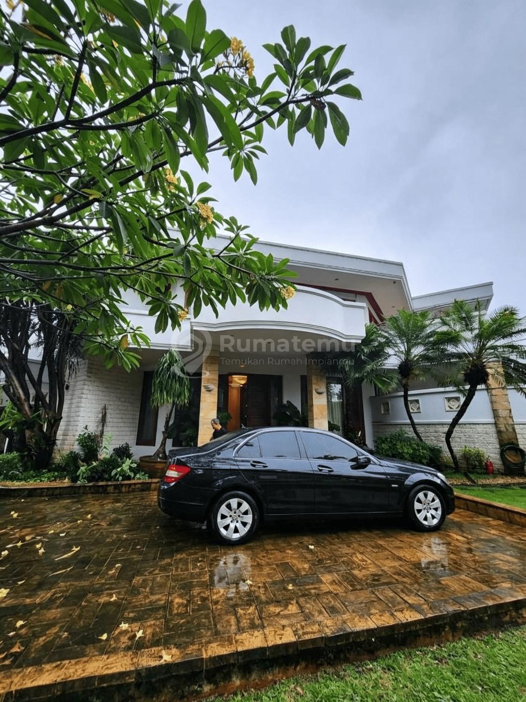 Dijual Rumah mewah Cocok buat office, klinik, tempat usaha dll Pondok Indah, Kebayoran Lama, Jakarta selatan