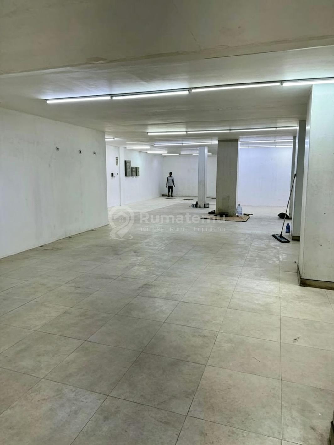 Dijual dan disewakan gedung di area Gambir, Kebon Kelapa, Jakarta Pusat