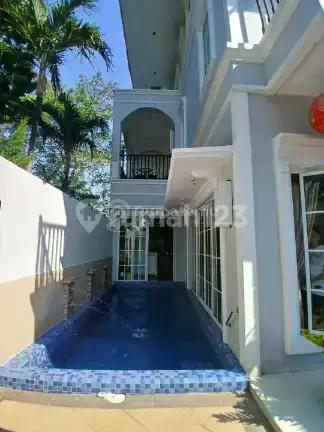 Rumah Mewah Ditaman Grisenda Pik Kapuk Jakarta Utara