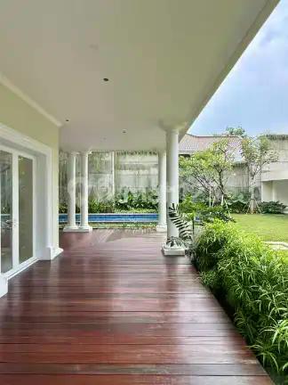 Tirtayasa- Senopati [RUMAH]: With Garden-Gazebo and Pool
