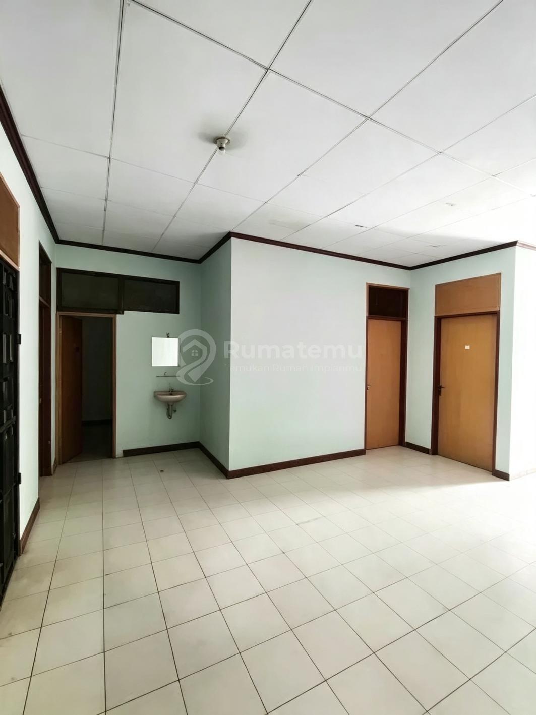 Disewa Rumah Siap Huni Dalam Komplek Steategis Di Kartini Bekasi