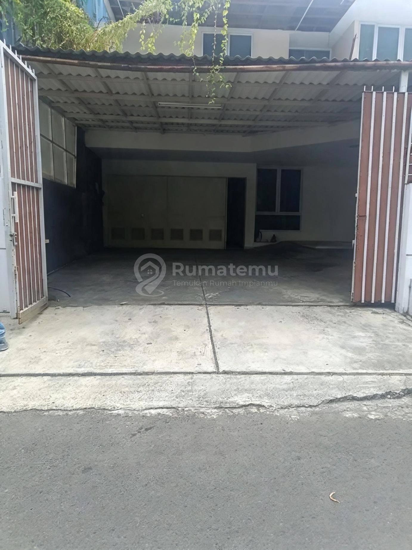 DiSewakan Rumah Mewah 2 Lantai Permata Hijau Jakarta Selatan