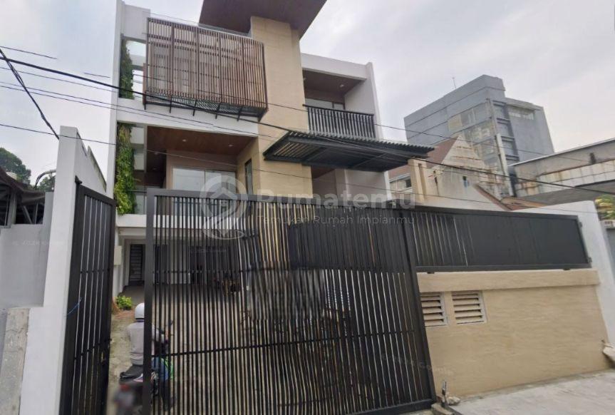 DIJUAL SEBUAH RUMAH BARU AREA KEBAYORAN BARU