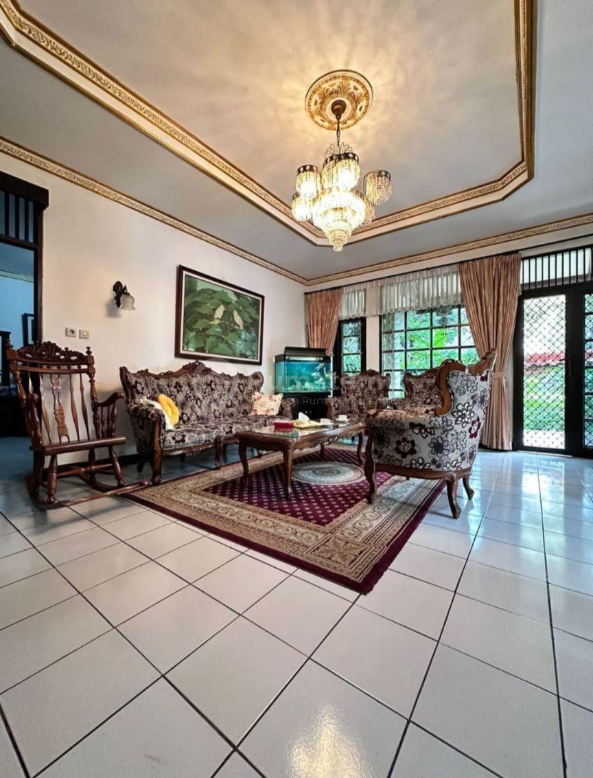 RUMAH DIJUAL TINGKAT 2 DI AREA PONDOK INDAH