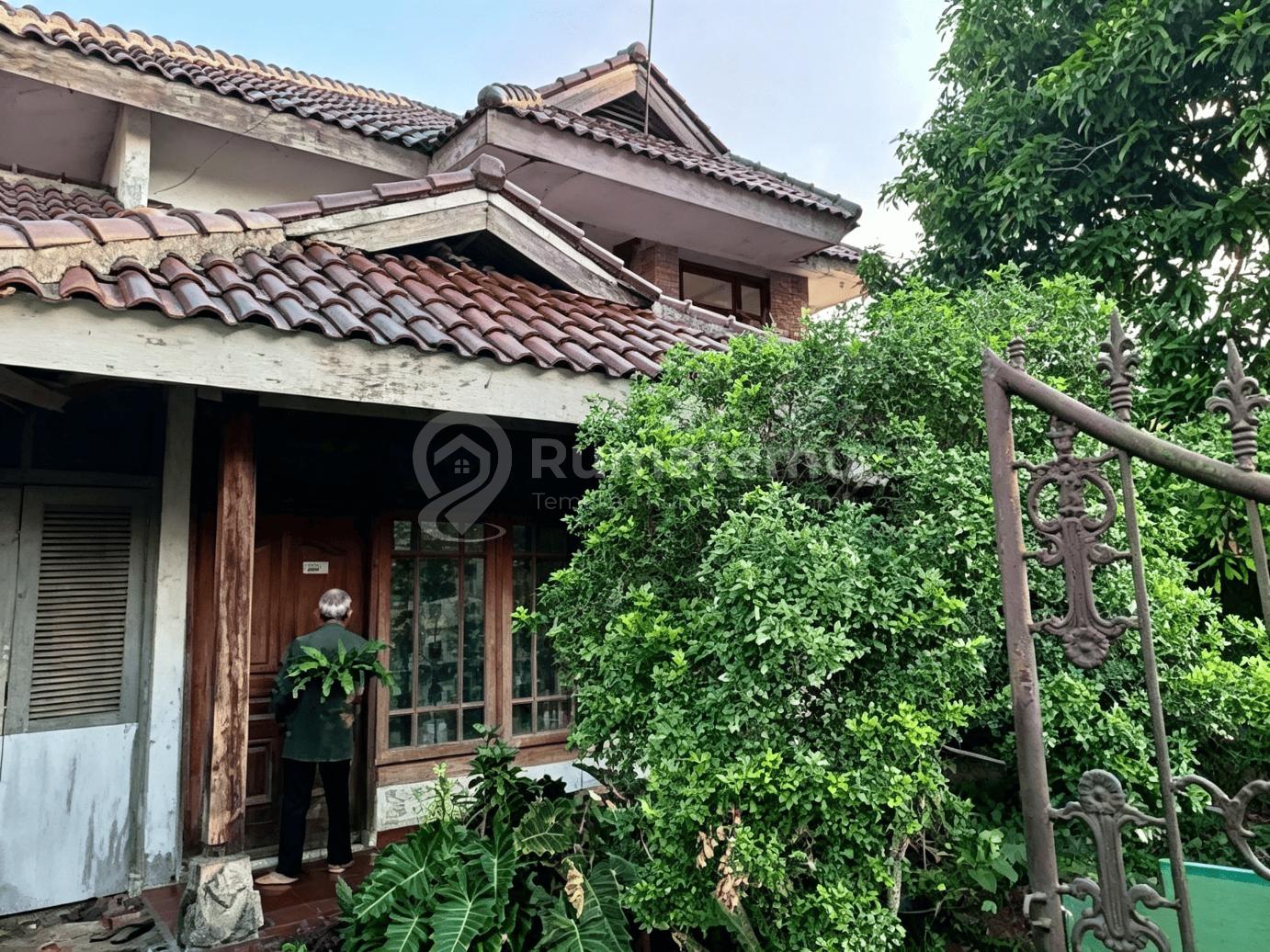 Dekat Gbk,Dijual Rumah Hitung Tanah di Kebayoran Lama Jakarta Selatan