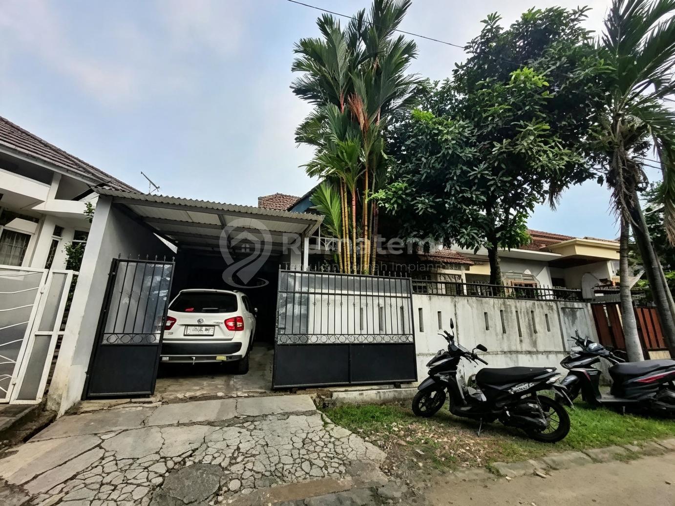 Rumah 1 Lantai Luas Tanah 180m2.harga 2,1 Miliar