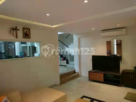 Rumah di Grisenda Pik
