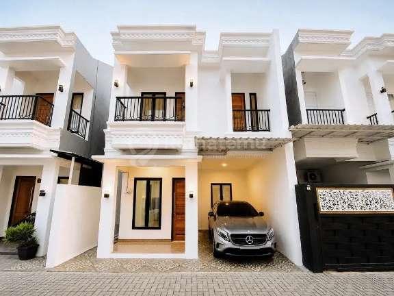 Dijual rumah take over siap huni, bebas banjir, nyaman, aman dan bebas biaya notaris 