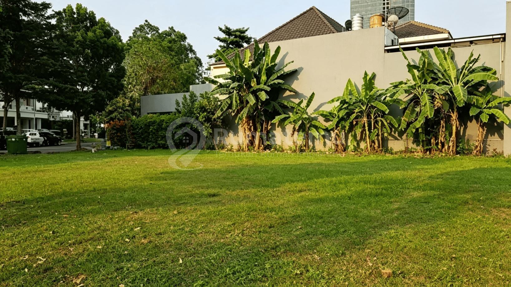 Kavling Hoek Cantik Siap Bangun Hadap Utara Timur Alam Sutera